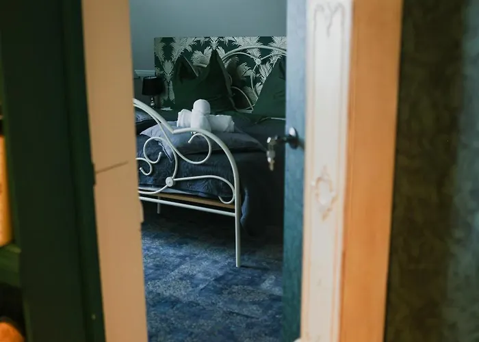 Thelodge Bed & Breakfast